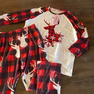 NWT Kids Cozy winter inspired plaid PJs